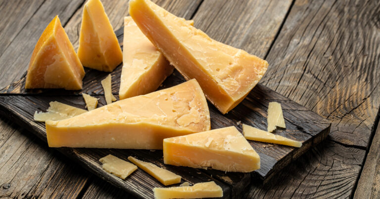 Aged Cheese vs Fresh Cheese A Comparison